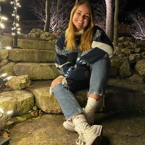 Meet your Posher, Ashley